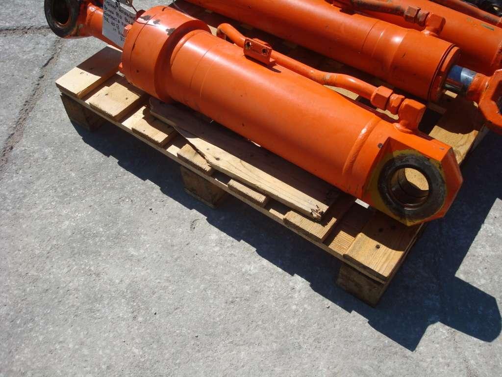 Bucket rotation piston for Fiat Hitachi W130 Photo 3