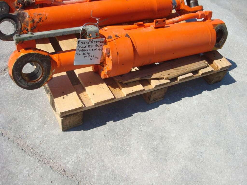 Bucket rotation piston for Fiat Hitachi W130 Photo 5