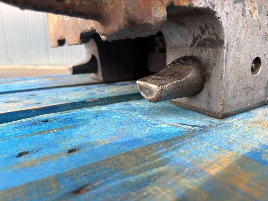 OilQuick OQ65 - M314F / M316F / M318F Photo 12