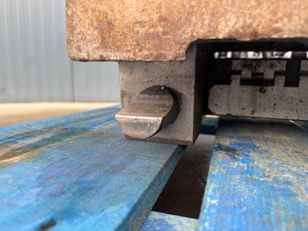 OilQuick OQ65 - M314F / M316F / M318F Photo 13