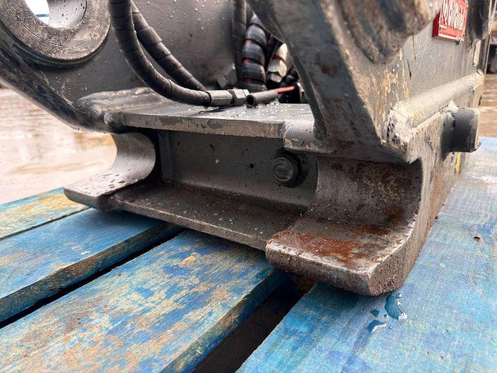 OilQuick OQ65 - M314F / M316F / M318F Photo 16