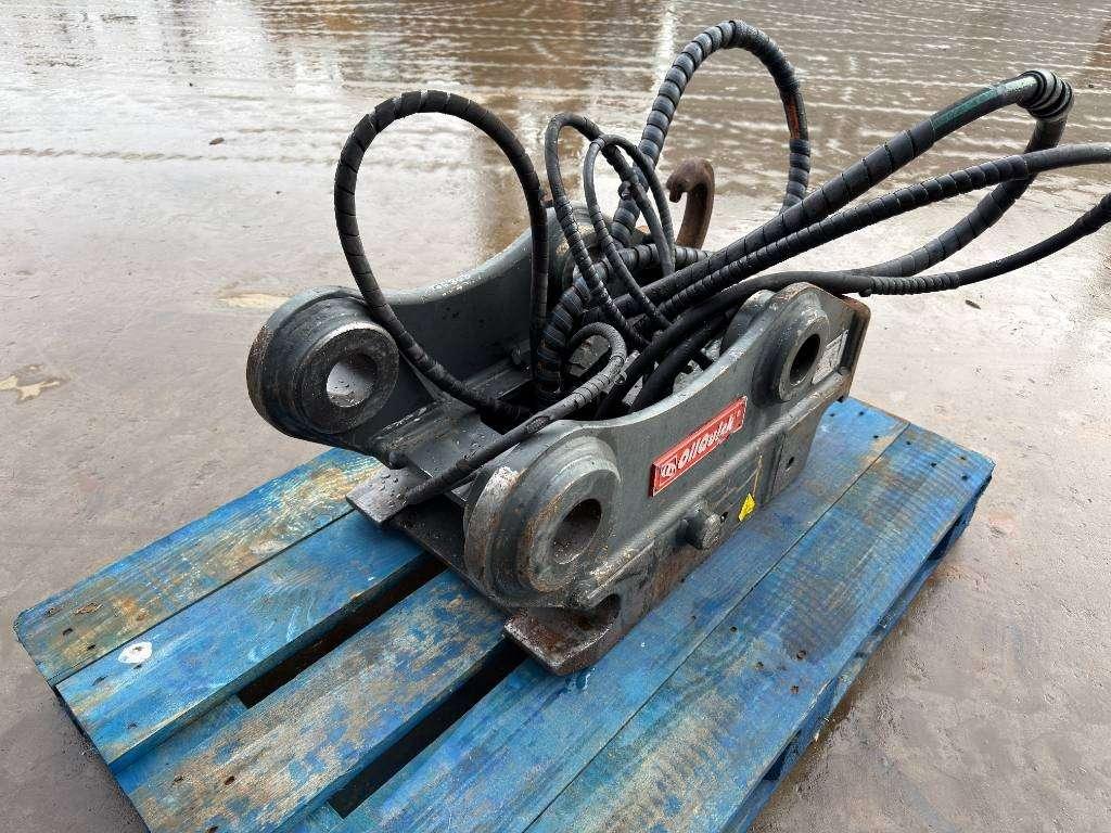OilQuick OQ65 - M314F / M316F / M318F Photo 5