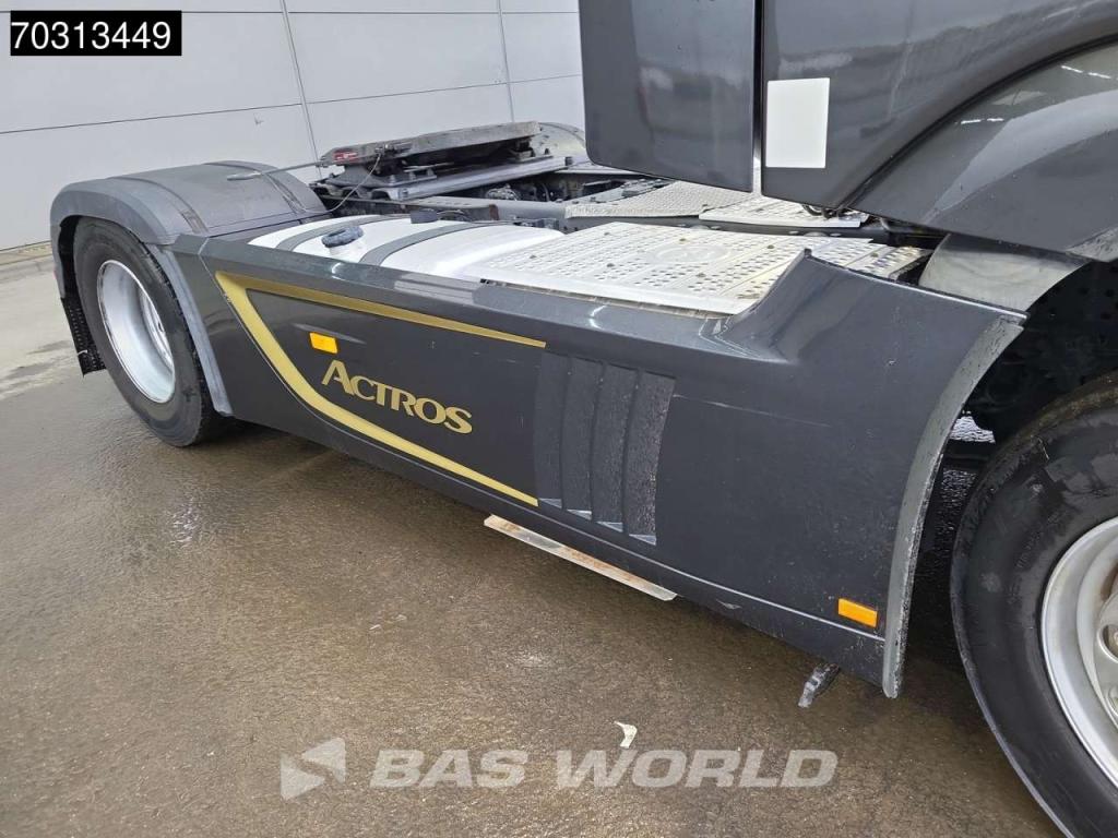 Mercedes-Benz Actros 1848 4X2 GigaSpace Retarder 2xTanks Standklima Photo 13