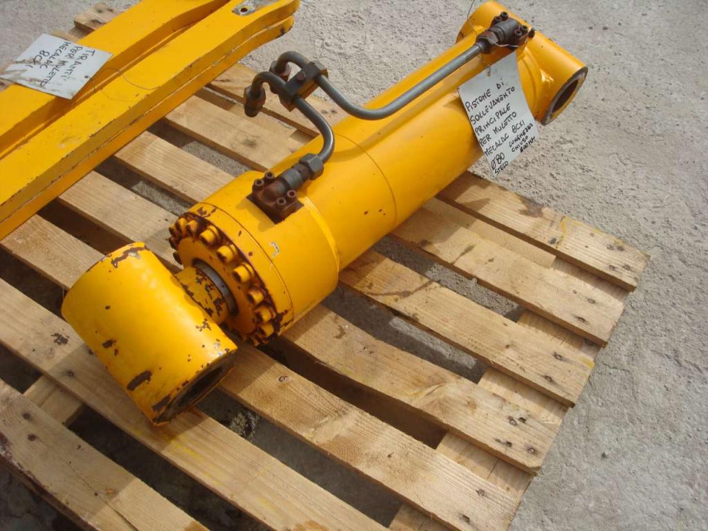 Lifting piston for per Muletto Mecalac 8CXI Photo 3