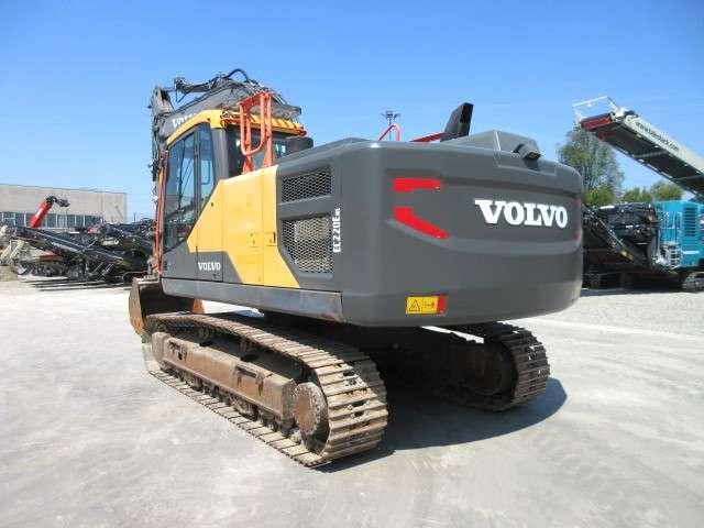 Volvo EC220 ENL Photo 3
