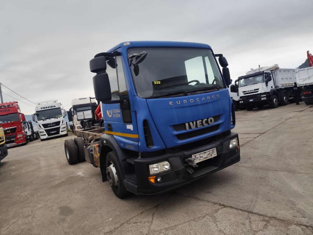 Iveco EUROCARGO 140E25 Photo 12