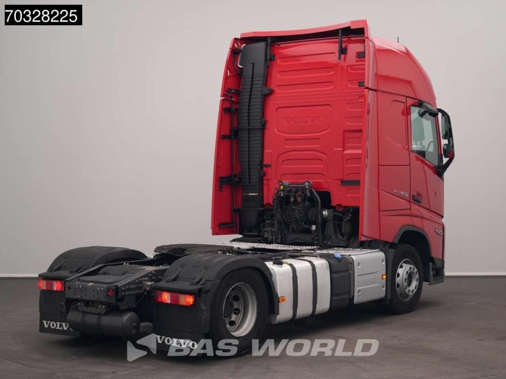 Volvo FH 460 4X2 XL 2x Tanks Navi ACC Photo 5