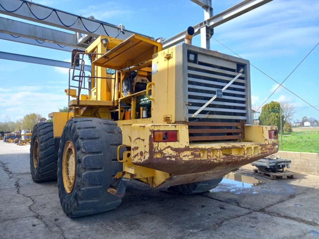 Volvo L330C Photo 3