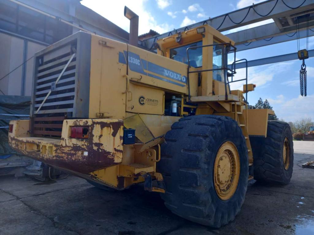Volvo L330C Photo 7