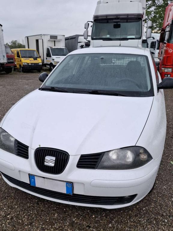 Seat IBIZA Photo 2