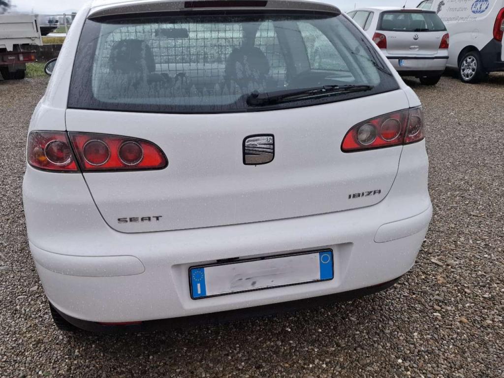 Seat IBIZA Photo 3
