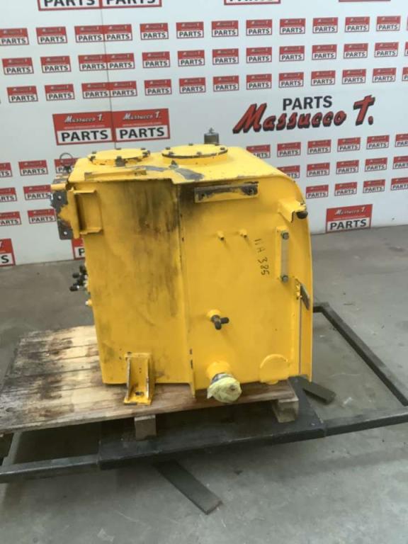 Oil tank for New Holland E 385 Photo 1