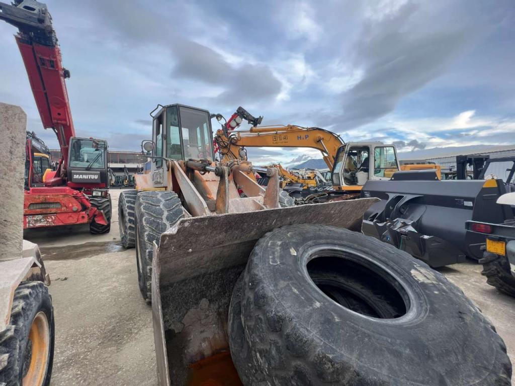 Fiat Hitachi FR130 Photo 4