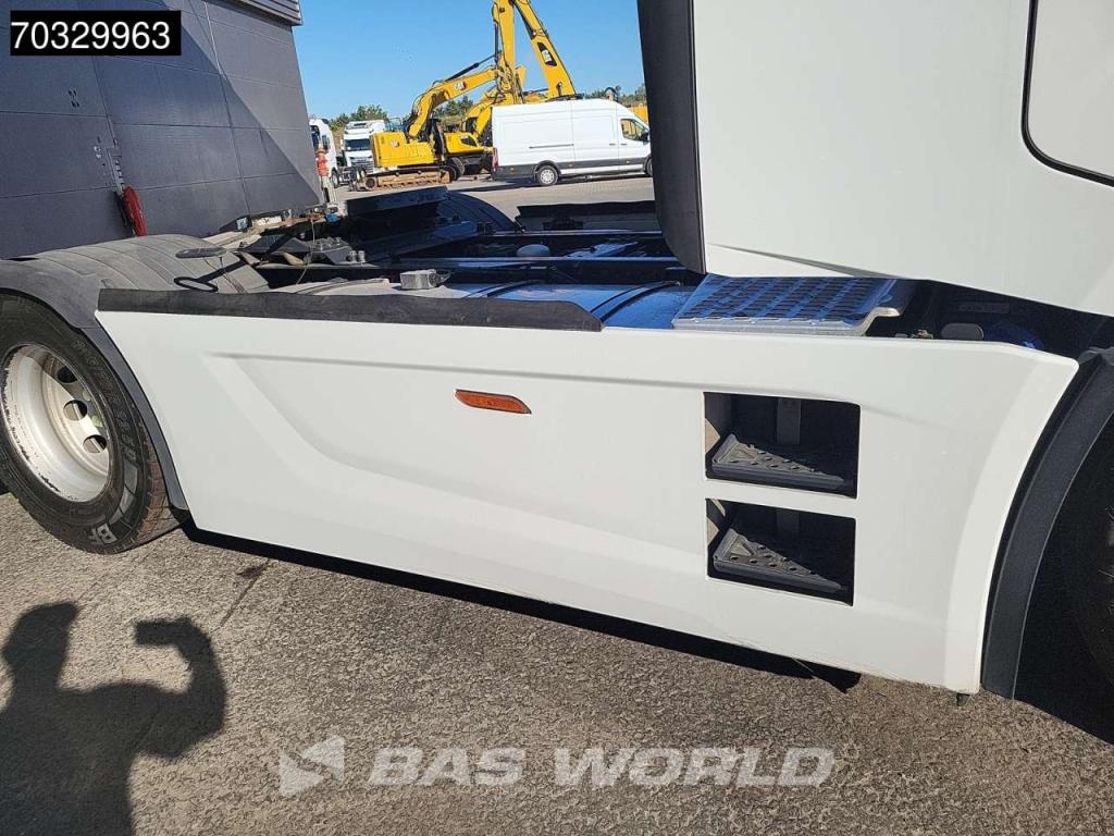 Iveco S-Way 480 4X2 New Tyres! Retarder Standklima ACC Photo 14