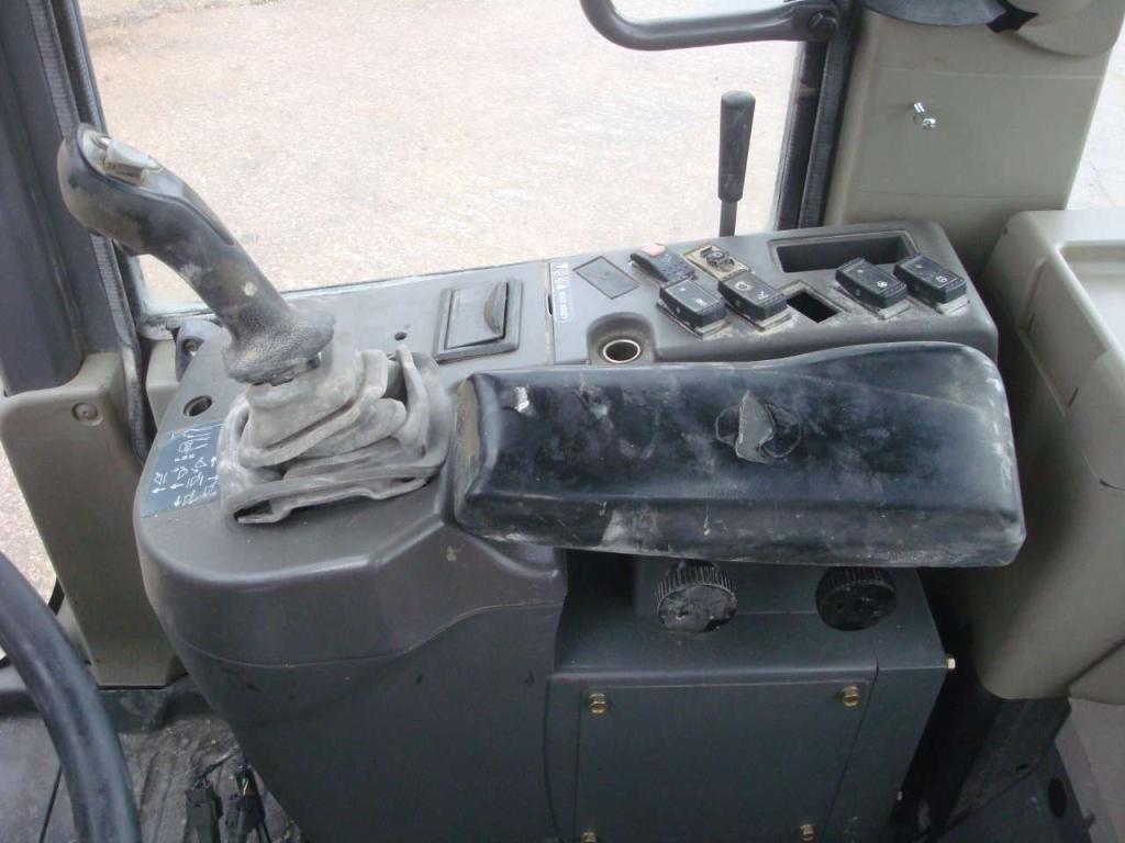 Cab for Hitachi ZW220-ZW250-ZW310 Photo 10