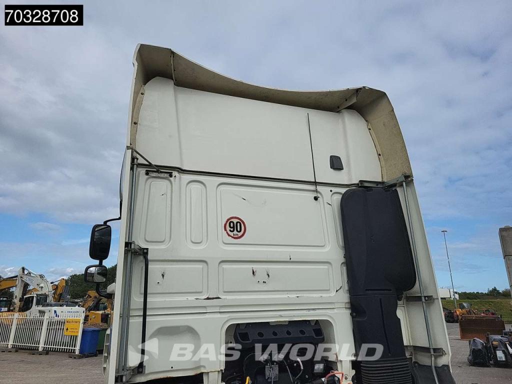 Daf XF 460 4X2 Mega SSC 2x Tanks Nightlock Photo 11