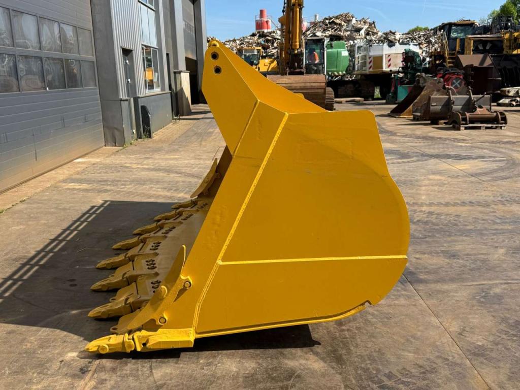 Caterpillar Loader Bucket PIN ON CAT 980, 6.0m3,134in Photo 6