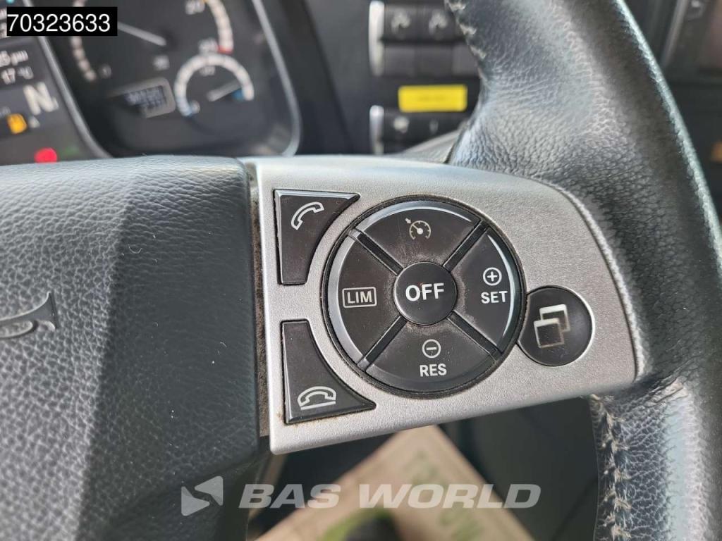 Mercedes-Benz Actros 3353 Actros 6X4 Photo 22