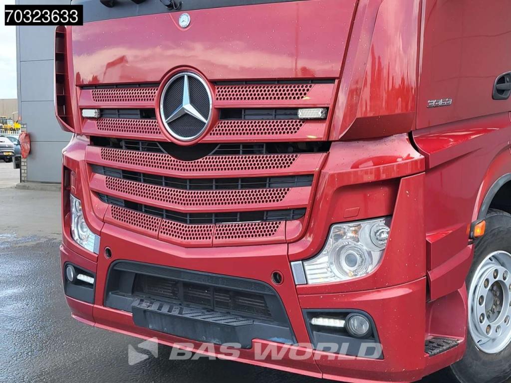 Mercedes-Benz Actros 3353 Actros 6X4 Photo 8