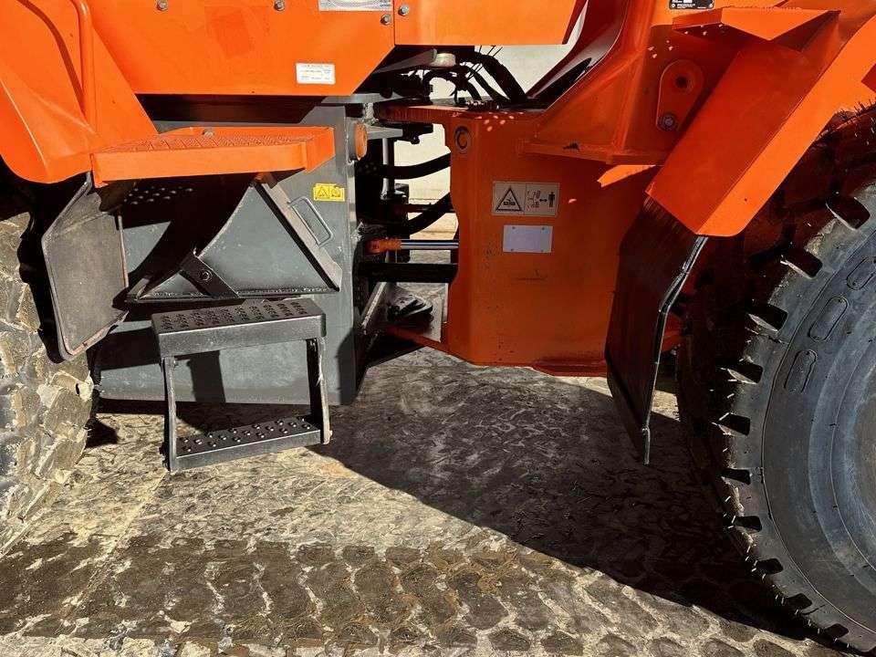 Doosan DL250 Photo 6