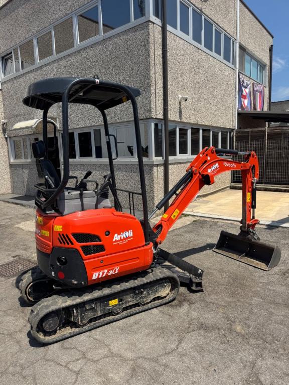 Kubota U17-3 Photo 5