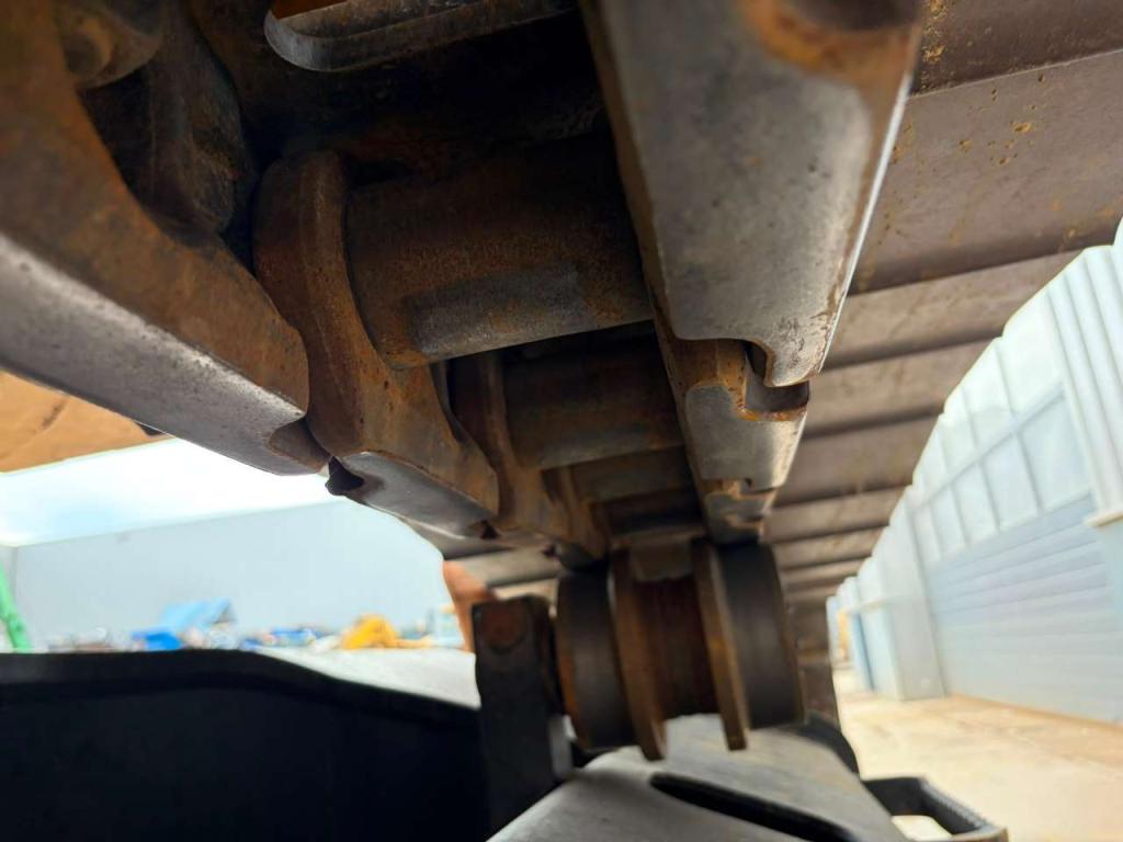 Caterpillar 330 07A Photo 18