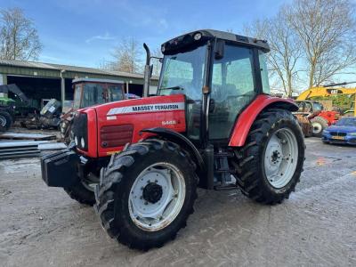 Massey Ferguson 5445 sold by JN Machines BV