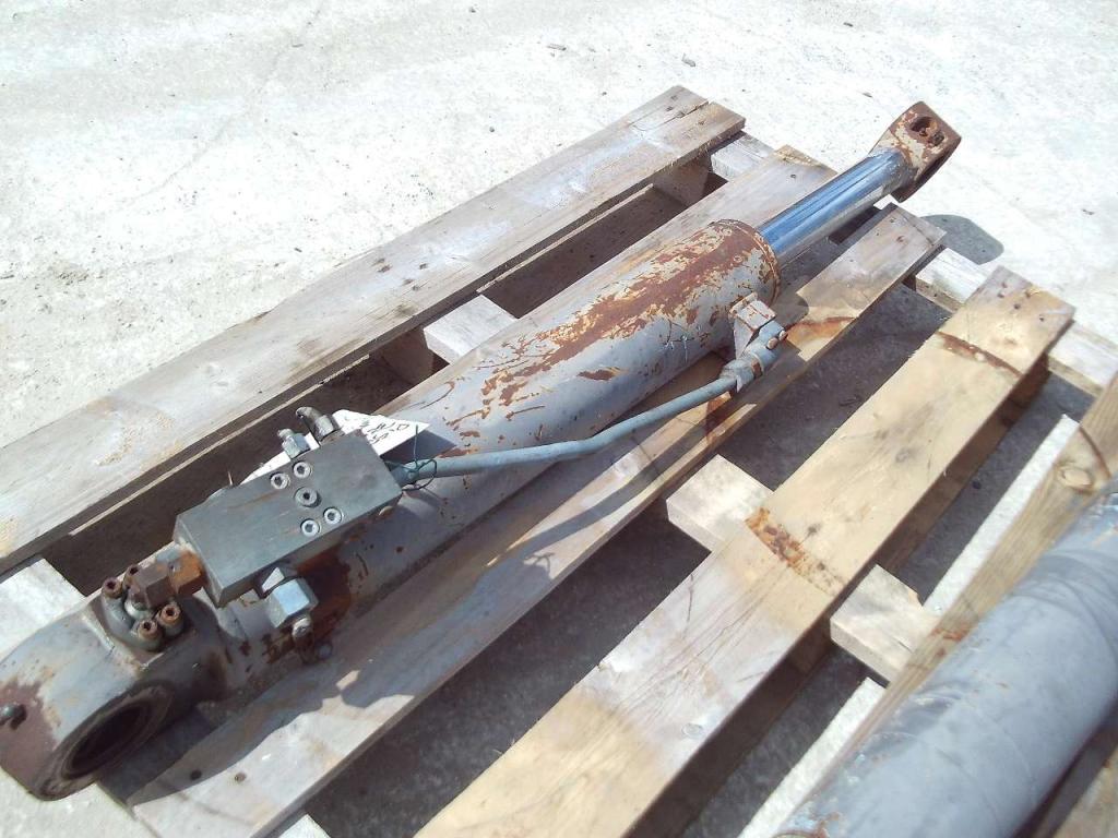 Bucket rotation piston for Mecalac 12MXT Photo 3
