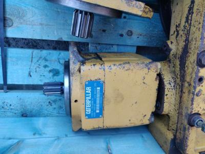 Hydraulic pump for Caterpillar 963C sold by CERVETTI TRACTOR Srl