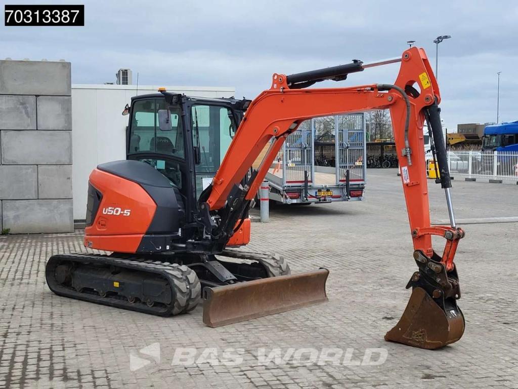Kubota U50-5 3 Buckets Photo 10