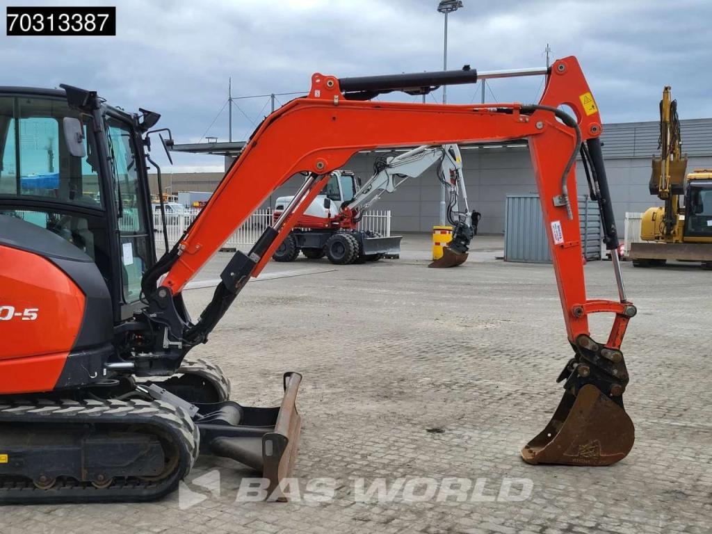 Kubota U50-5 3 Buckets Photo 11