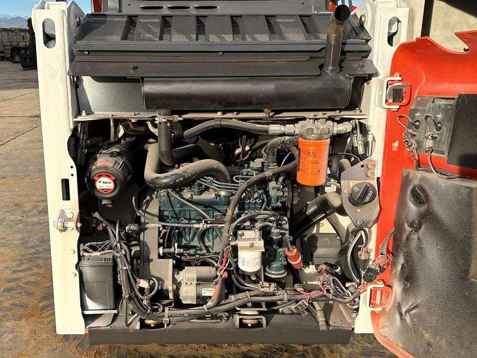 Bobcat S100 4X4 Photo 6