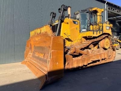 Caterpillar D9T sold by Smitma B.V.