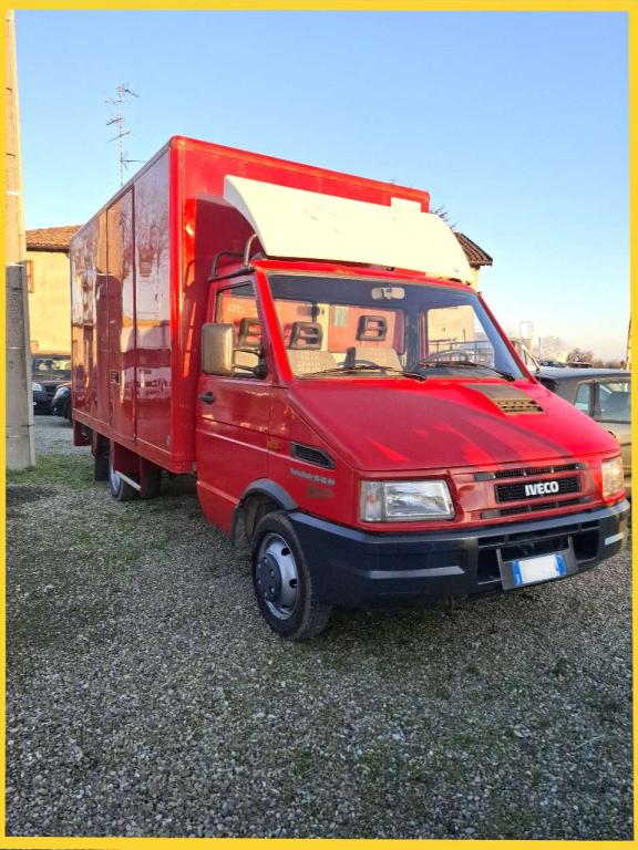 Iveco 35.10 Photo 2