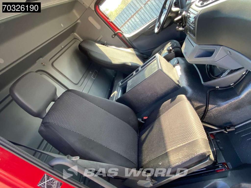 Mercedes-Benz Atego 1324 4X2 Photo 24