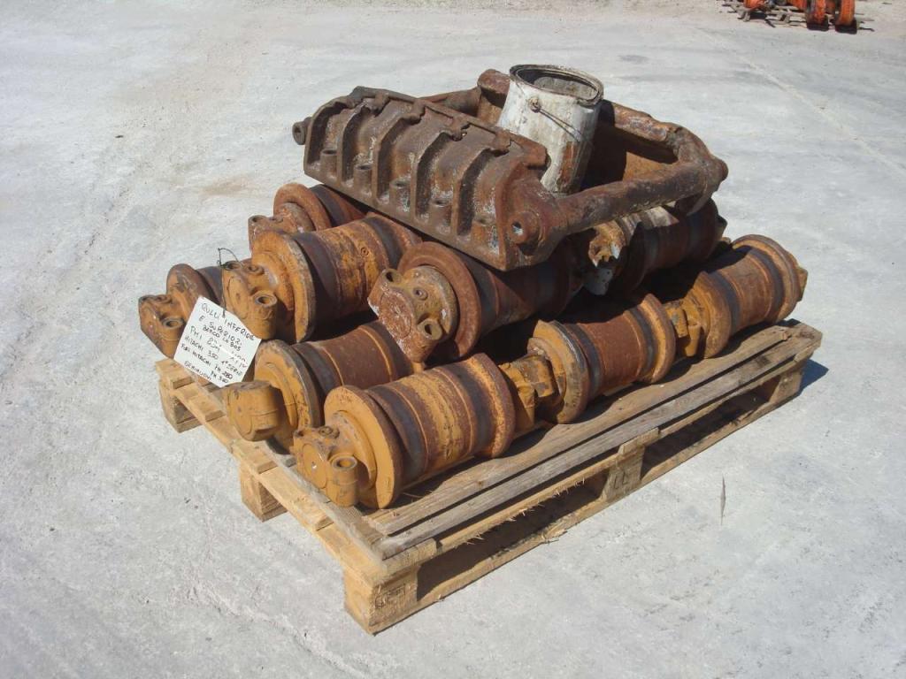 Upper and lower rollers for Fiat Hitachi Photo 1