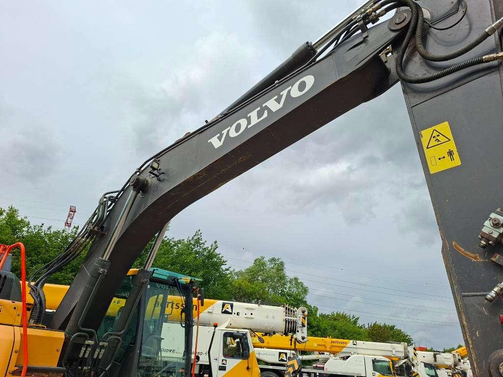 Volvo ECR235EL (+3 Buckets) Photo 19