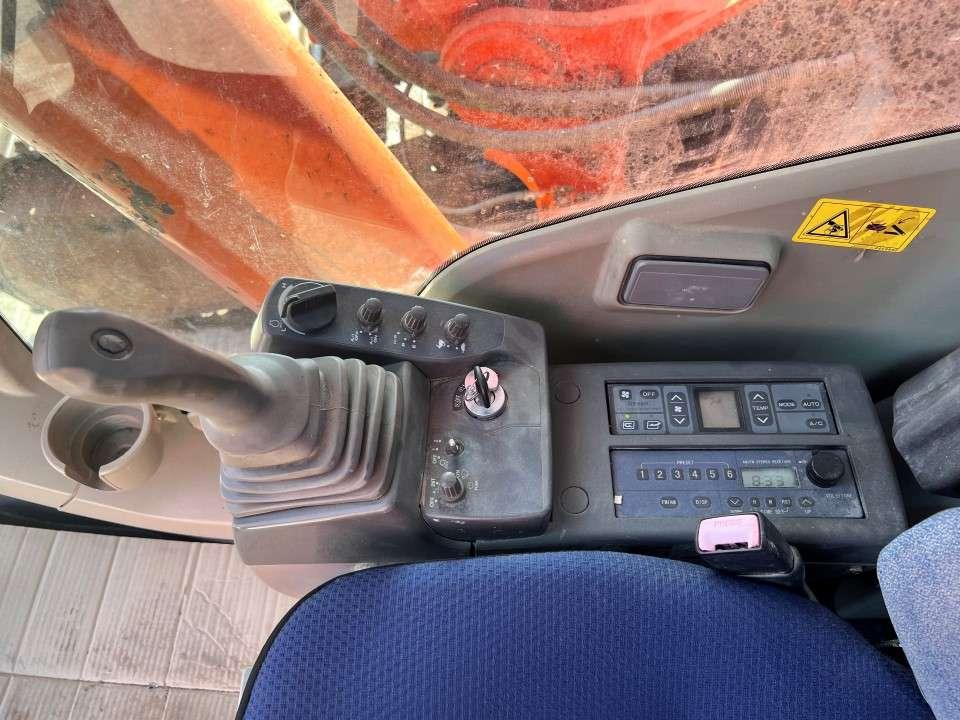 Hitachi ZX870LCH-3 Photo 8