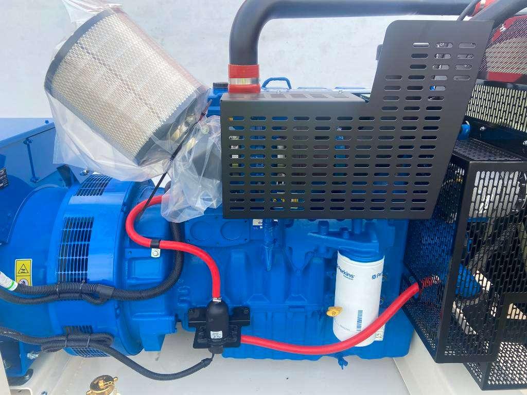 FG Wilson P275-5 - 275 kVA Open Genset - DPX-16014-O Photo 4