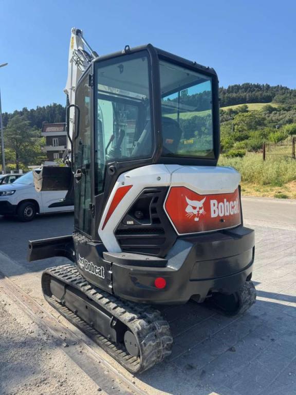 Bobcat E34 Photo 3