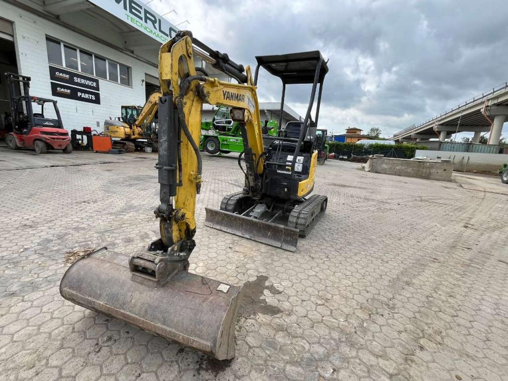 Yanmar VIO17 Photo 2