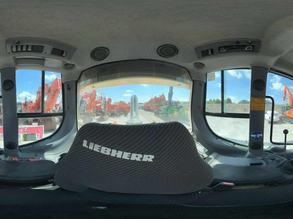 Liebherr LR634 Photo 23