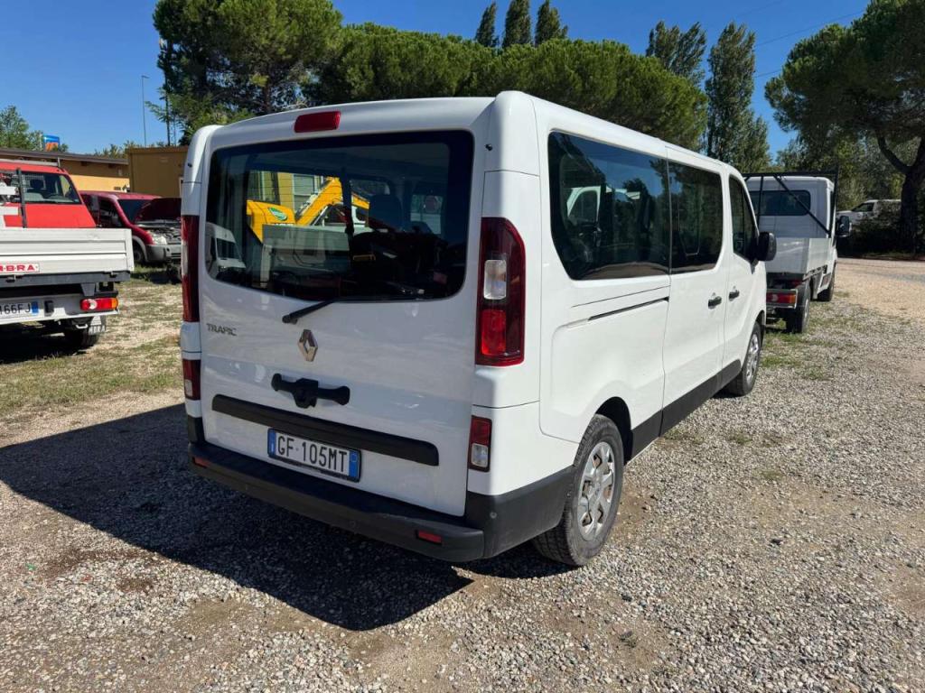 Renault TRANSIT Photo 4