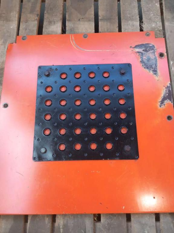 Hood and body panel for Hitachi Zx 130 Photo 2