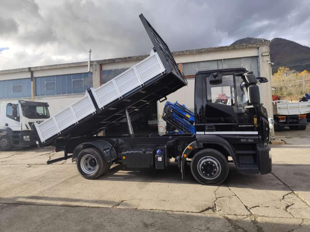 Iveco EUROCARGO 120-190L Photo 23