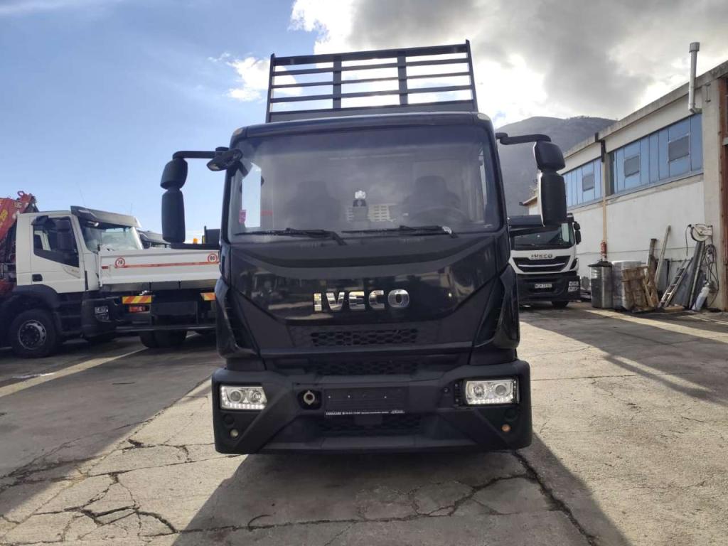 Iveco EUROCARGO 120-190L Photo 27