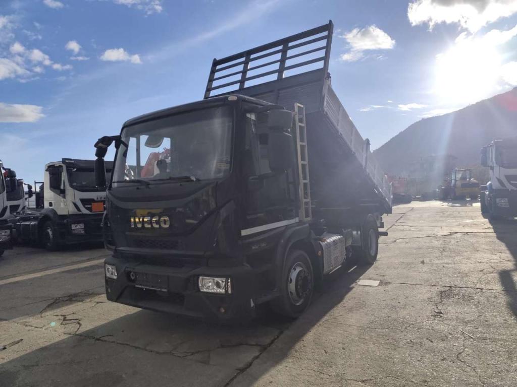 Iveco EUROCARGO 120-190L Photo 30