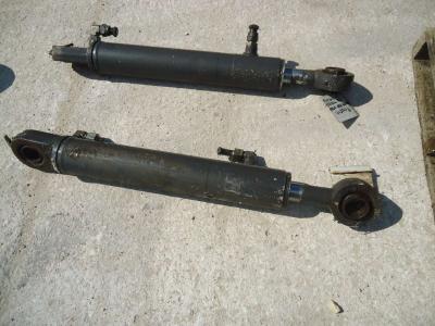 Steering piston for New Holland W270B sold by OLM 90 Srl