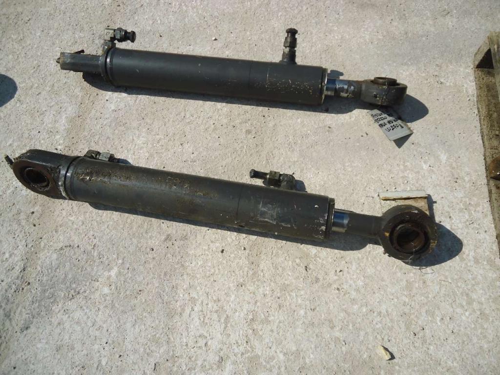 Steering piston for New Holland W270B Photo 1