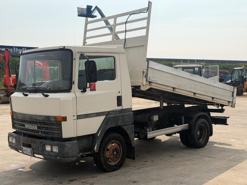 Nissan L50.099 Photo 5